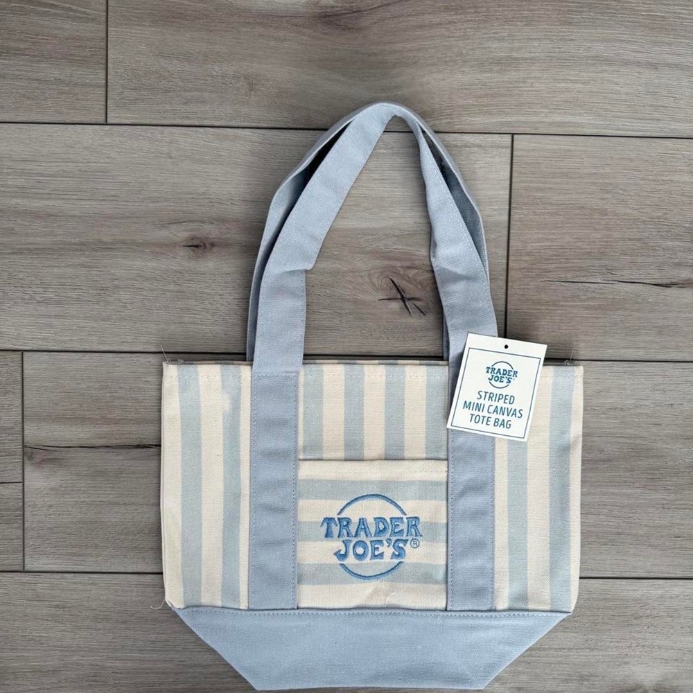 🩵‎ Trader Joe's Limited Edition Blue Striped Mini Canvas Tote Bag🩵